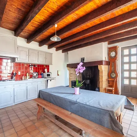 In With Pool, Cleaning Included *